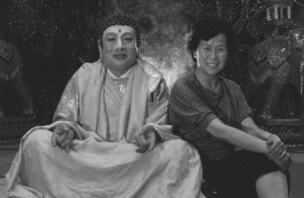 Phật Tổ phim 'Tây du ký' vẫn đắt show ở tuổi 82 - ảnh 2