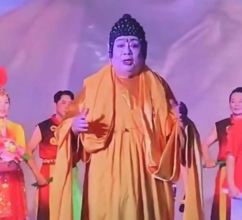 Phật Tổ phim 'Tây du ký' vẫn đắt show ở tuổi 82 - ảnh 4