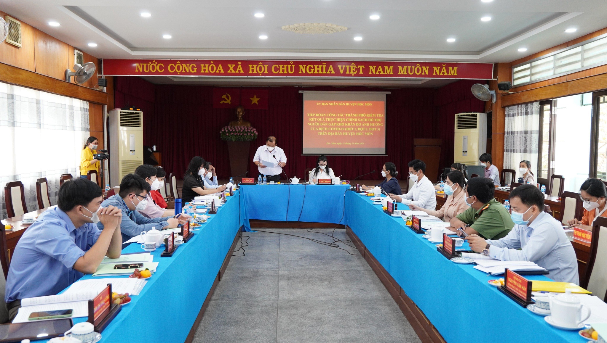 Hỗ trợ Covid-19 tại H.Hóc Môn (TP.HCM): Hơn 2.300 người tự nguyện nộp trả hơn 2,3 tỉ - ảnh 2